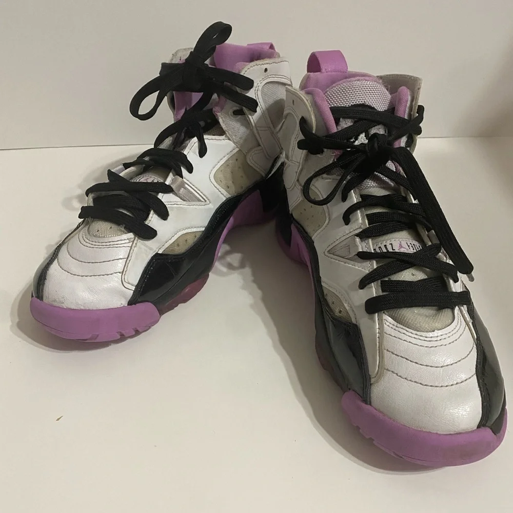 Jordan Jumpman Two Trey Barely Grape GS Size 7Y DQ8431-105